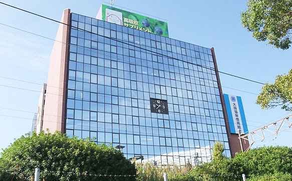 リクルート新大阪ビル 正面